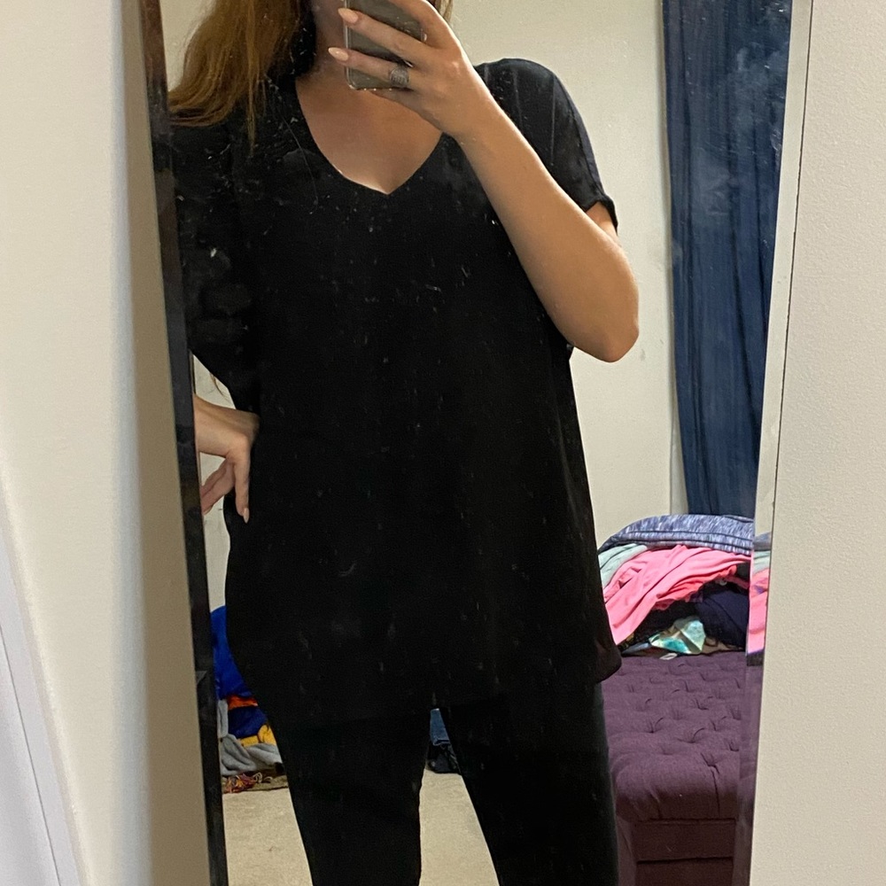 Simple Black Top
